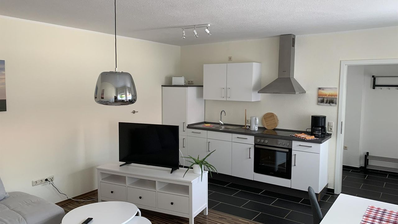 Küchenzeile und Wohnbereich Küchenzeile und Wohnbereich